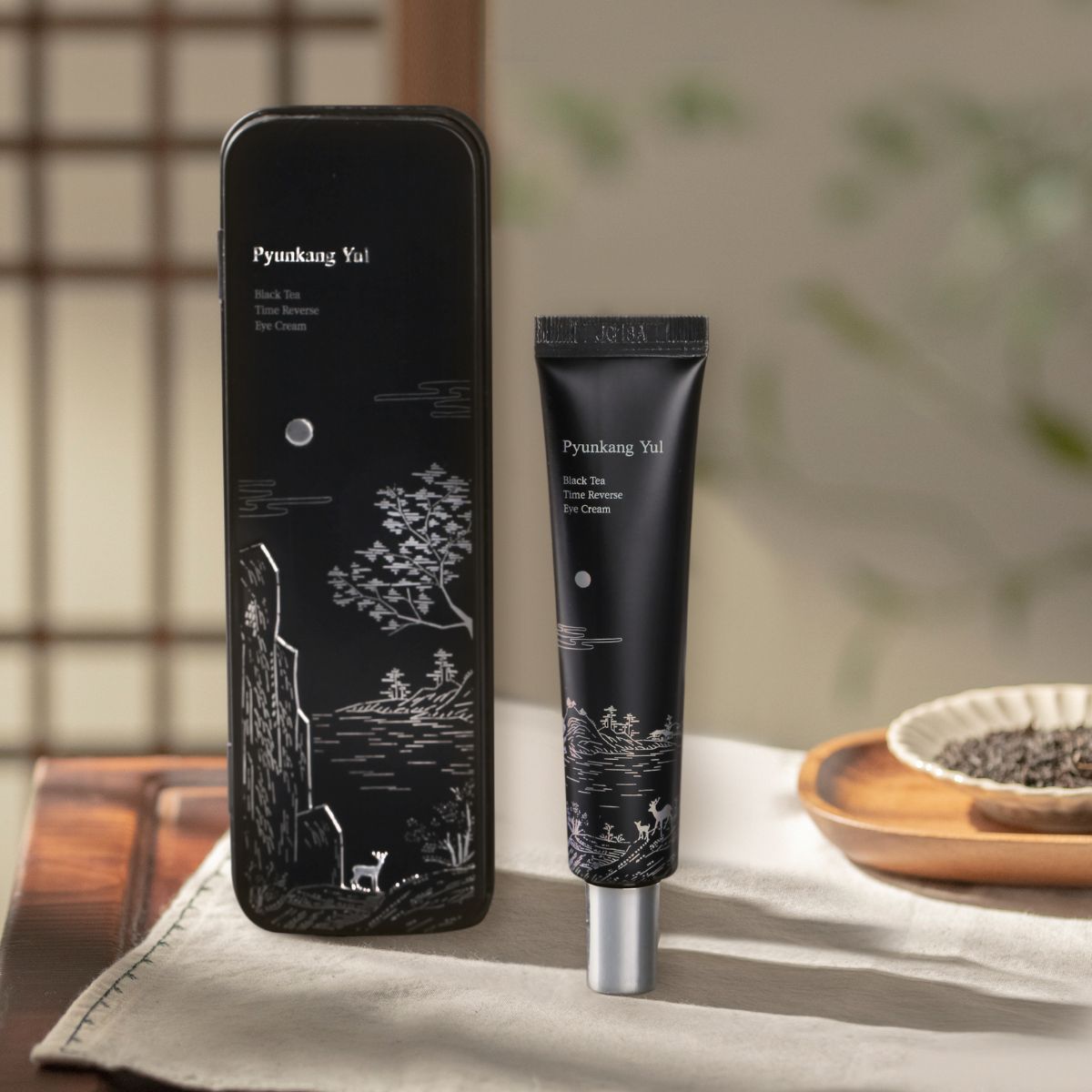 Pyunkang Yul Black Tea Time Reverse Eye Cream 98i-a48 фото Pyunkang Yul Black Tea Time Reverse Eye Cream 98i-a48 фото